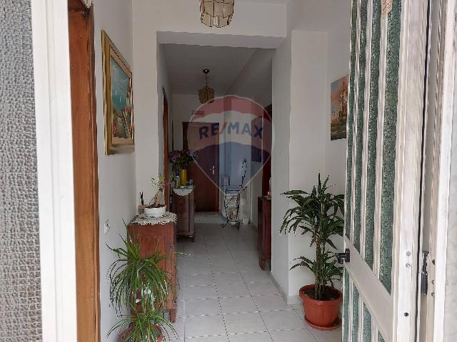 Villa in Via Vardaro Snc, San Leucio del Sannio - Foto 1