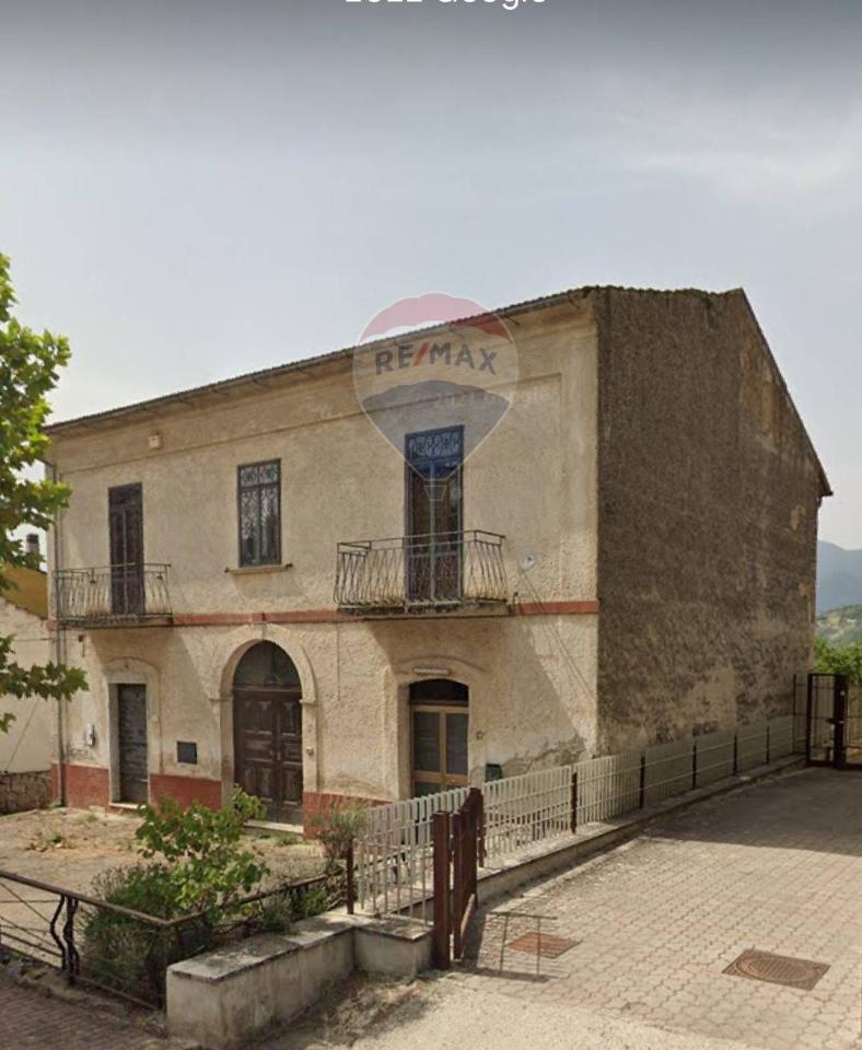 Villa in vendita a Ceppaloni