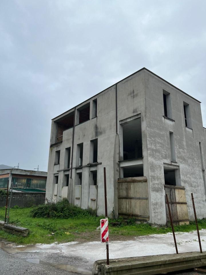 Magazzino in , Calci, {3} - Foto 2