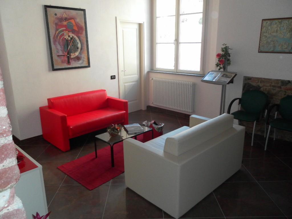 Laboratorio in , Cascina, {3} - Foto 2