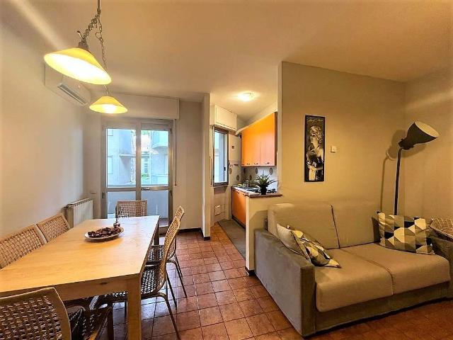 3-room flat in Viale Roma, Massa - Photo 1