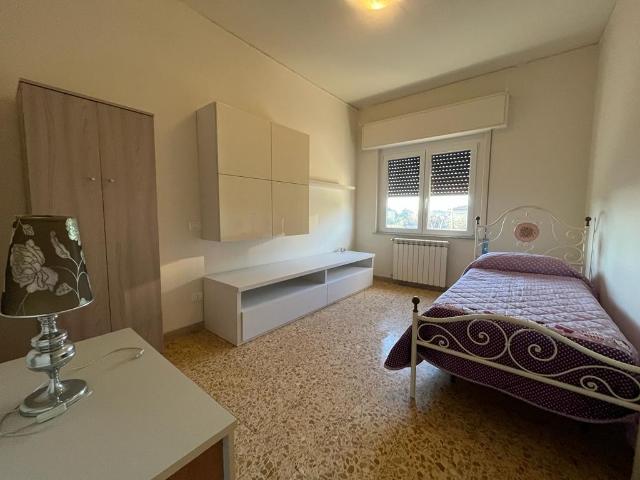 3-room flat, Massa - Photo 1