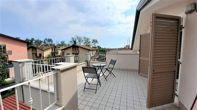 2-room flat, Massa - Photo 1