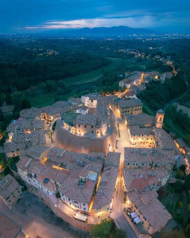 Stadthaus in a Roma 73, Casciana Terme Lari - Foto 1