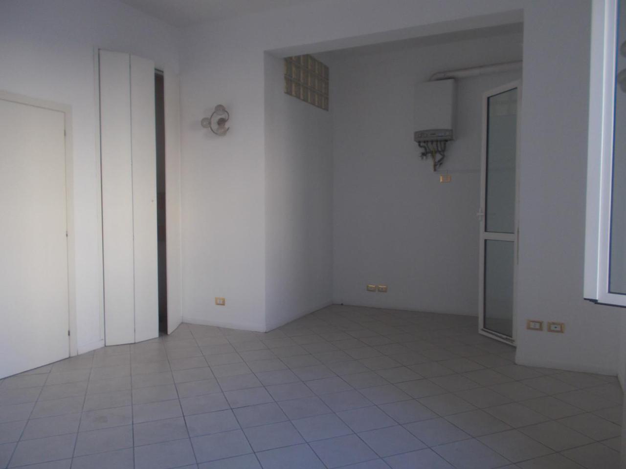 Ufficio in Roma 169, Pontedera, {3} - Foto 1