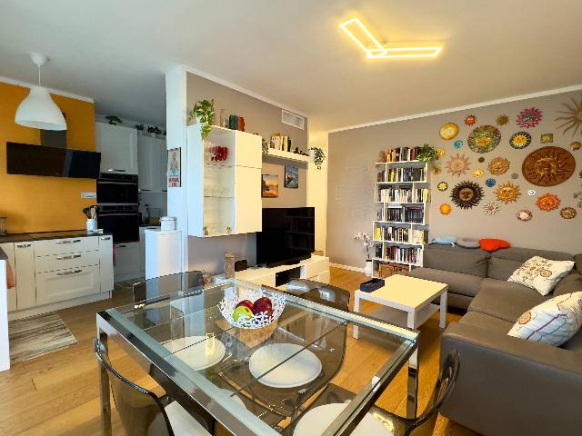 4-room flat in Via Emilio Alessandrini 2, Pioltello - Photo 1