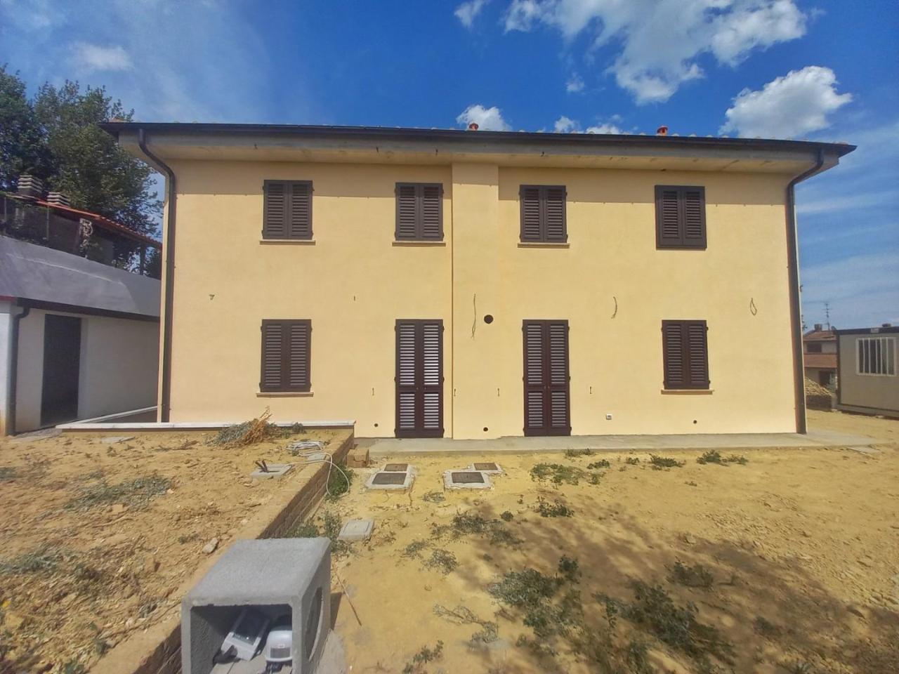 Villa bifamiliare in vendita a Gambassi Terme