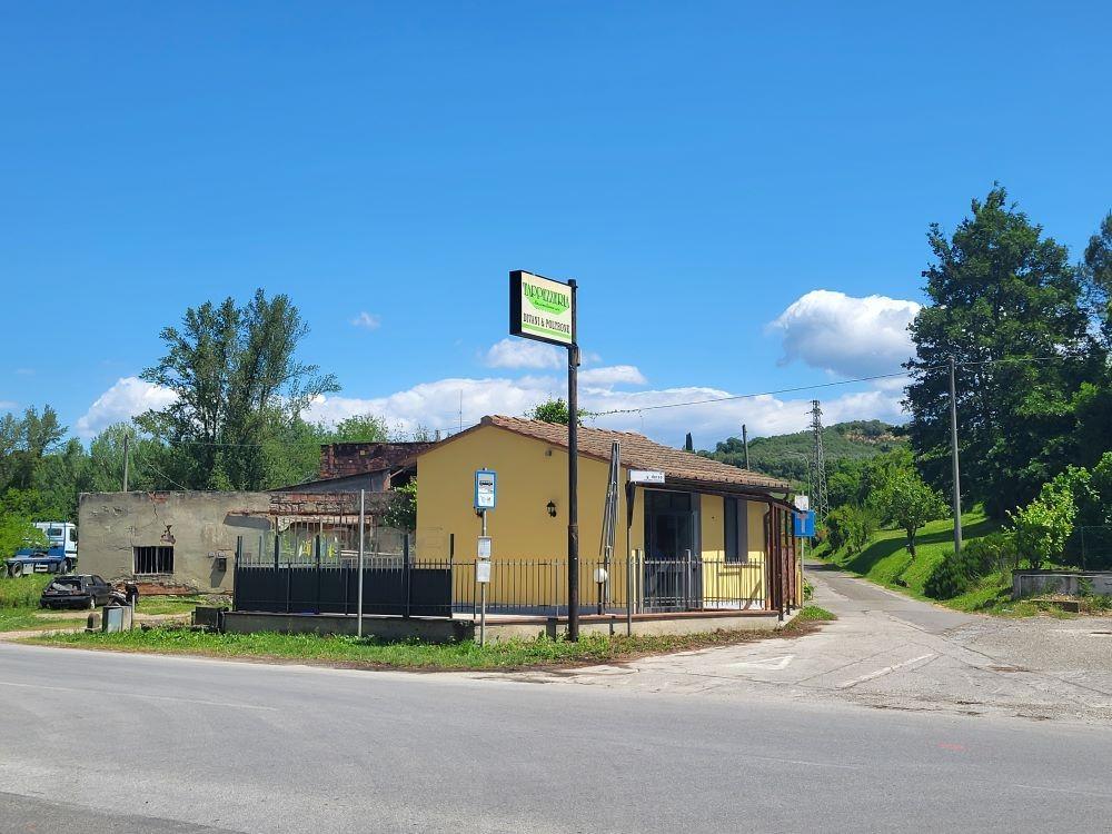 Negozio in G. Masini 152, Castelfiorentino, {3} - Foto 2