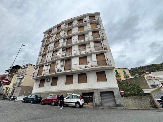 Trilocale in Via Comunale, Messina - Foto 1