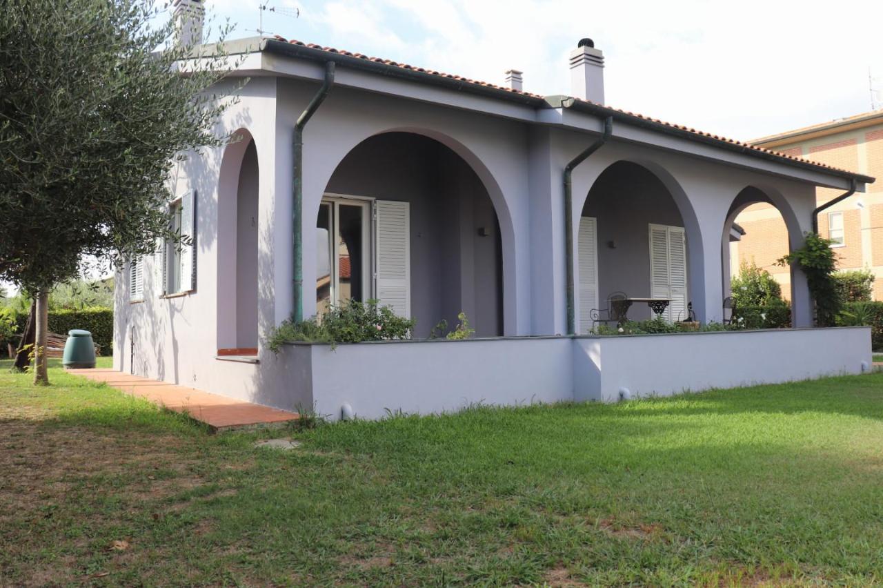 Villa in vendita a Cascina