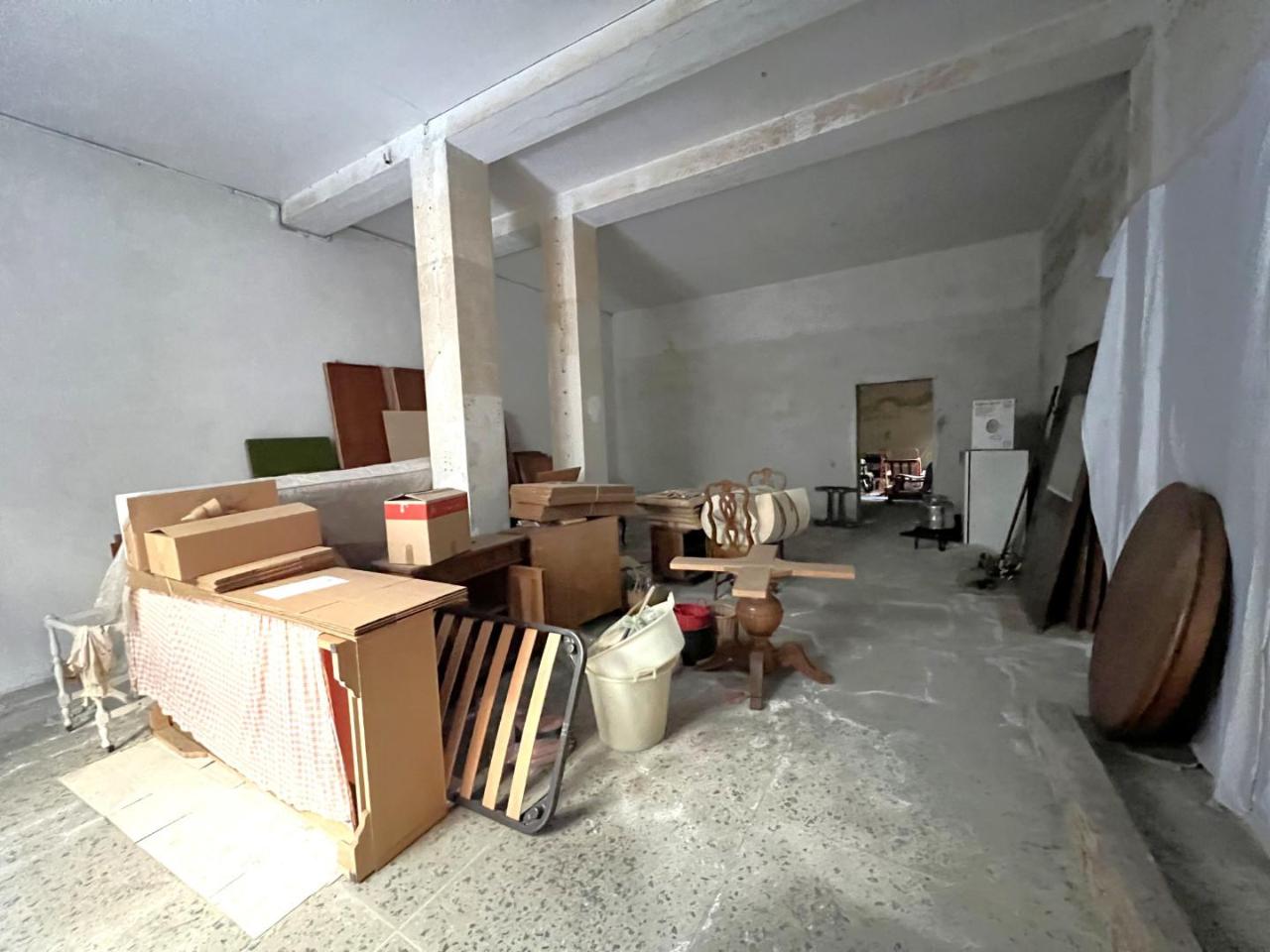 Laboratorio in X Settembre 56021, Cascina, {3} - Foto 1