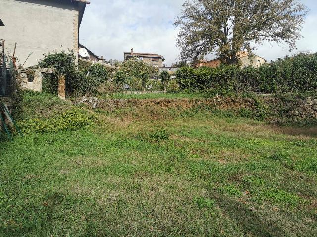 Terreno edificabile in Piazza Sciarra, Manziana - Foto 1