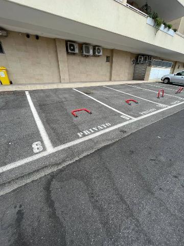 Posto auto in Via delle Magnolie, Ladispoli - Foto 1