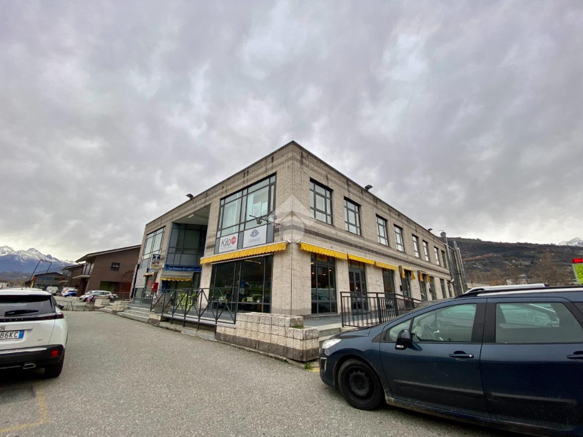 Ufficio in Frazione Pont Suaz 83, Charvensod, {3} - Foto 1