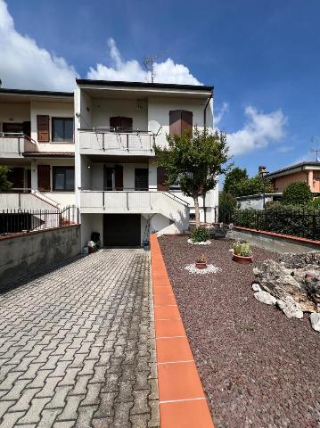 Terraced house in Via dei Martiri 22, San Giovanni in Persiceto - Photo 1