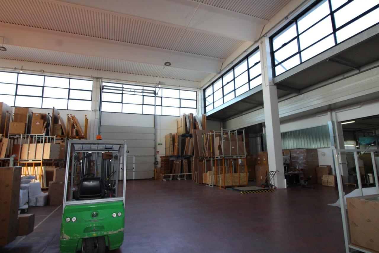Capannone in , Casciana Terme Lari, {3} - Foto 1