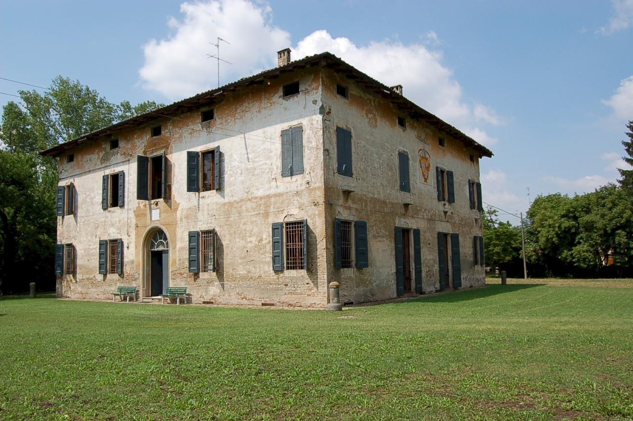 Villa storica in vendita a Crevalcore