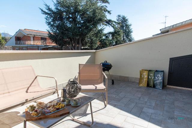 2-room flat in Via Bari, Ciampino - Photo 1