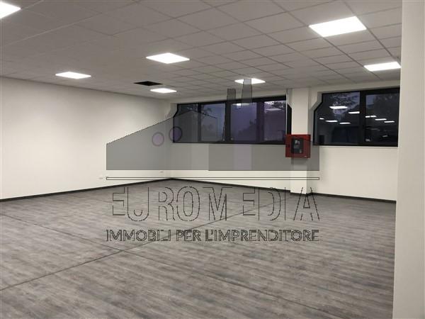 Büro in Via Baracca, 1, Vicenza - Foto 1