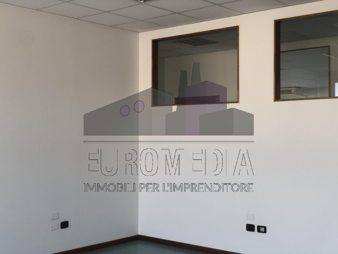 Ufficio in Via Roma, 1, Trissino, {3} - Foto 1