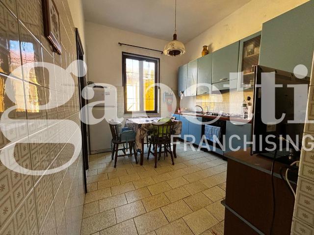 3-room flat in {3}, Via Donizetti . - Photo 1