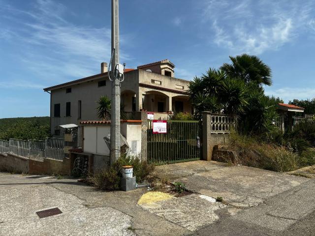 Villa in Via Provinciale  76, Carbonia - Foto 1