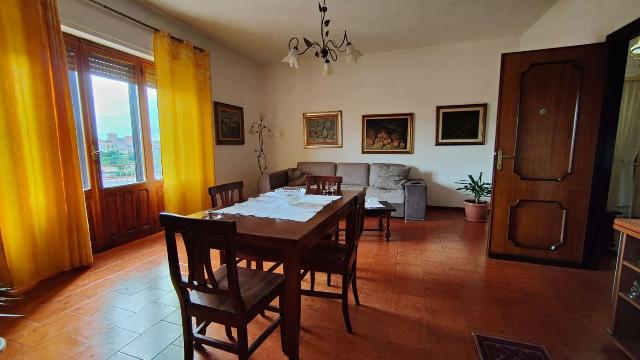 4-room flat in {3}, Via Emilio Lussu 14 - Photo 1