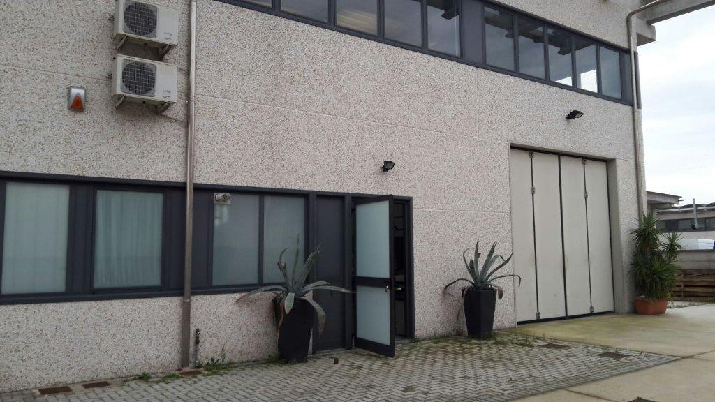 Capannone in , Castelfranco Di Sotto, {3} - Foto 1