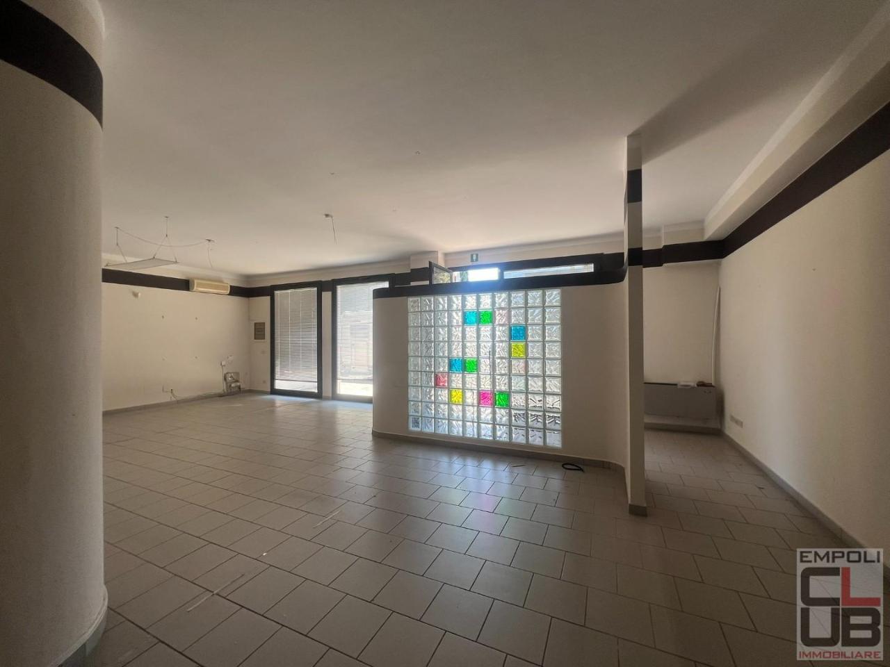 Negozio in a delle Chiassatelle 10, Empoli, {3} - Foto 1