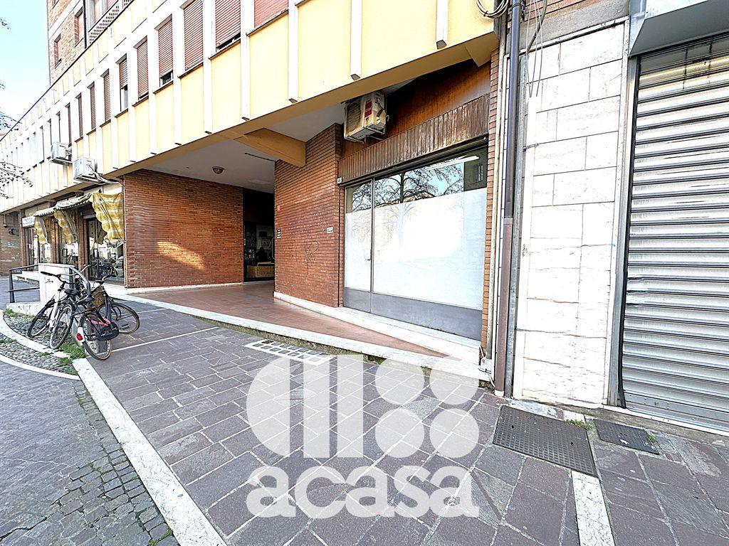 Negozio in , Cesena, {3} - Foto 1