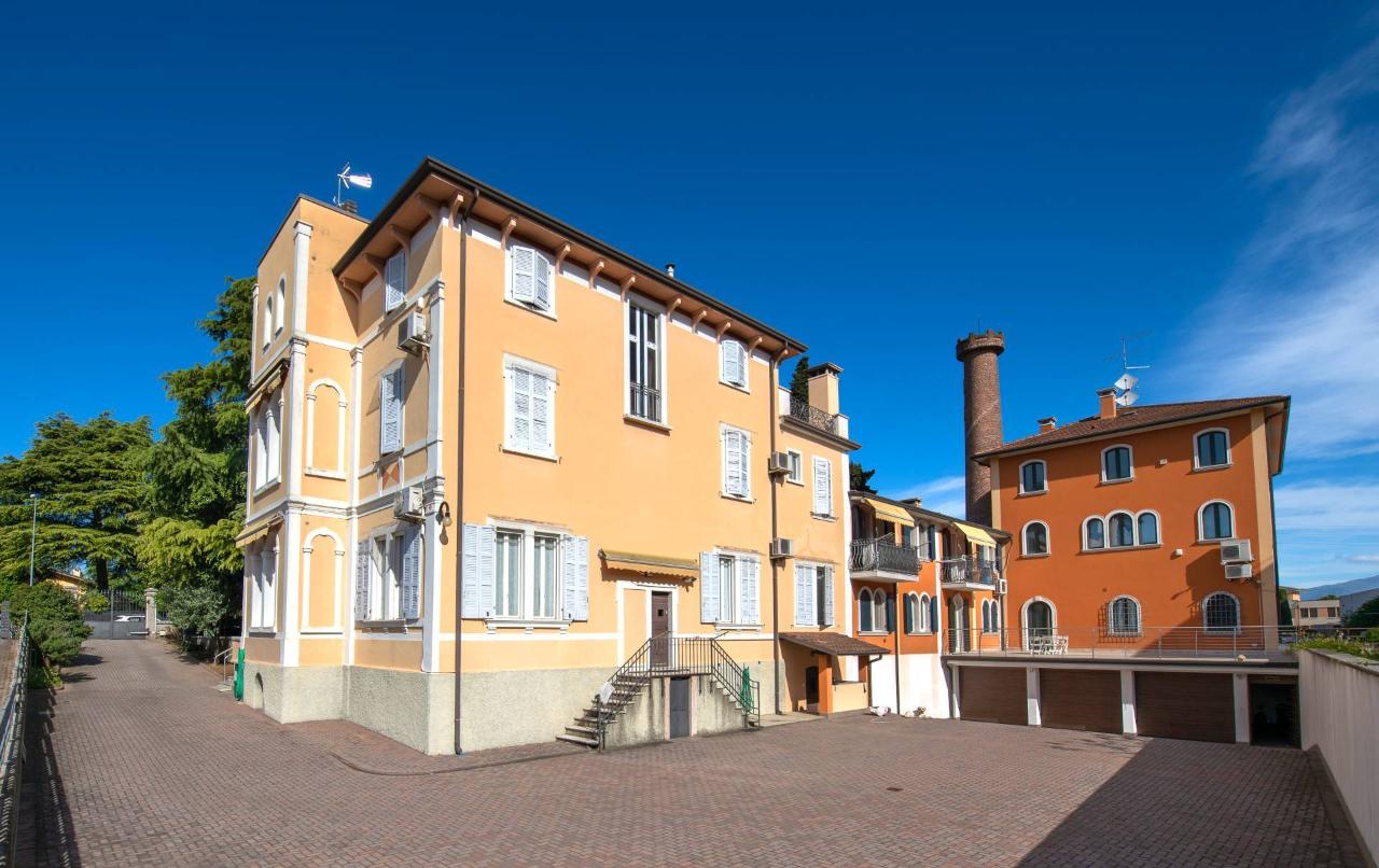 Palazzo in vendita a Castelnuovo Del Garda