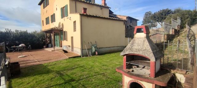 Homestead in Strada di Pian del Lago, Siena - Photo 1