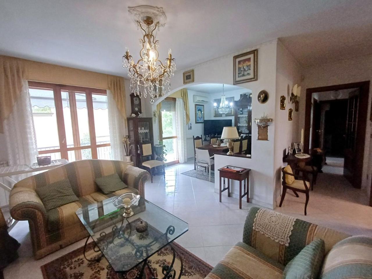 appartamento in vendita a Cascina in zona San Lorenzo alle Corti