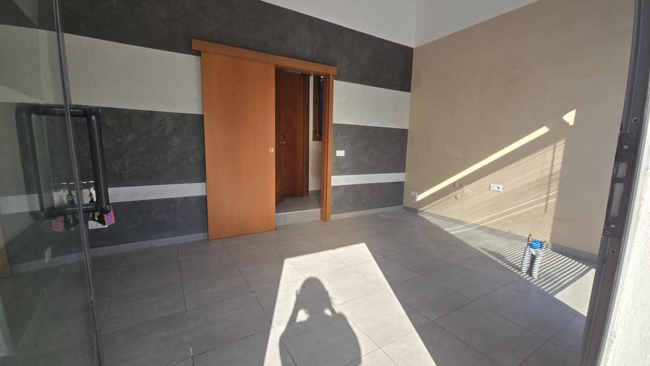 Negozio in , Polesella, {3} - Foto 2