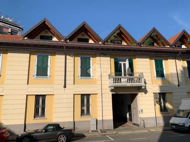 Trilocale in Via Giosuè Carducci 6, Gallarate - Foto 1