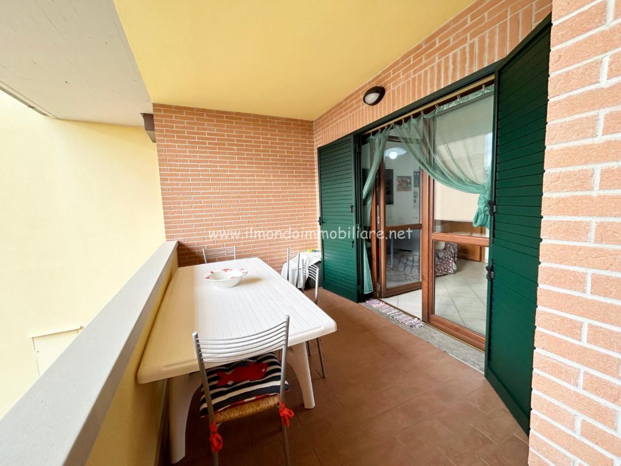 appartamento in vendita a Rosignano Marittimo in zona Vada