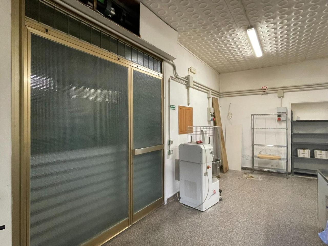 Locale commerciale in , San Miniato, {3} - Foto 1
