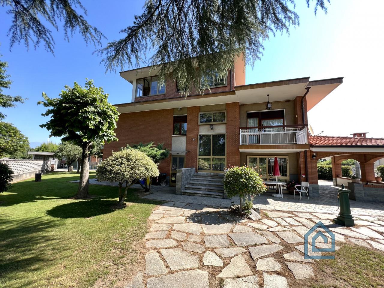 Villa in vendita a Lombardore