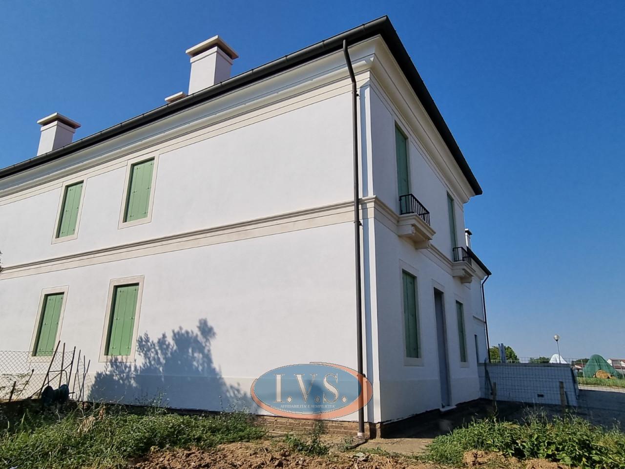 Villa in vendita a Montegaldella