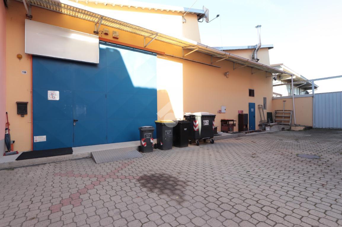 Magazzino in Via Depretis 1, Alessandria, {3} - Foto 1