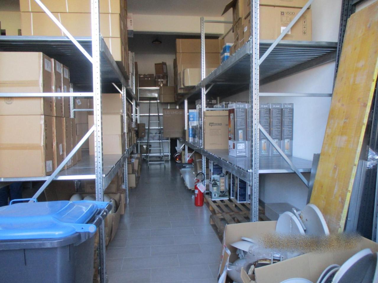 Capannone in , Vicopisano, {3} - Foto 1