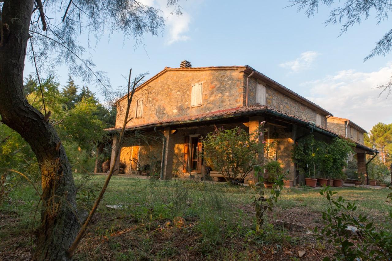 Casale in vendita a Castelnuovo Val Di Cecina