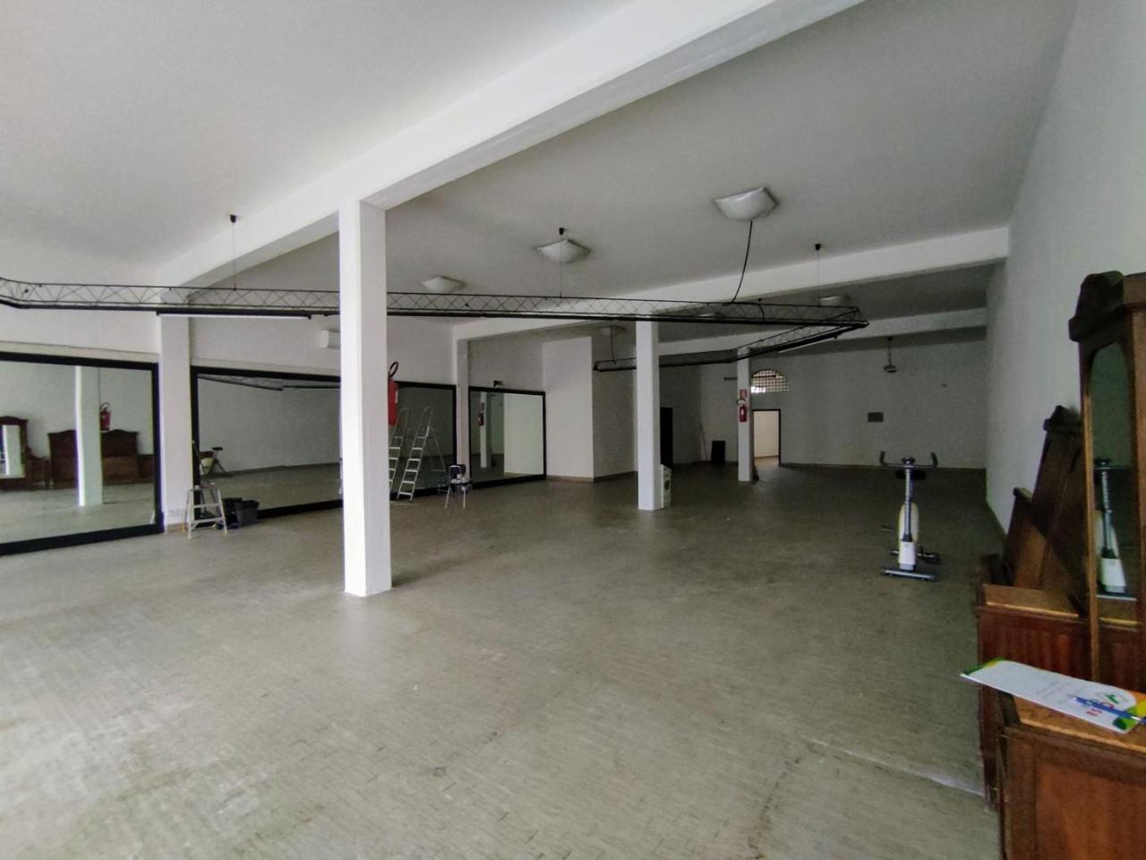 Locale commerciale in , Santa Croce Sull'Arno, {3} - Foto 2