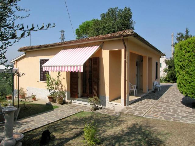 Small villa, Montopoli in Val d'Arno - Photo 1