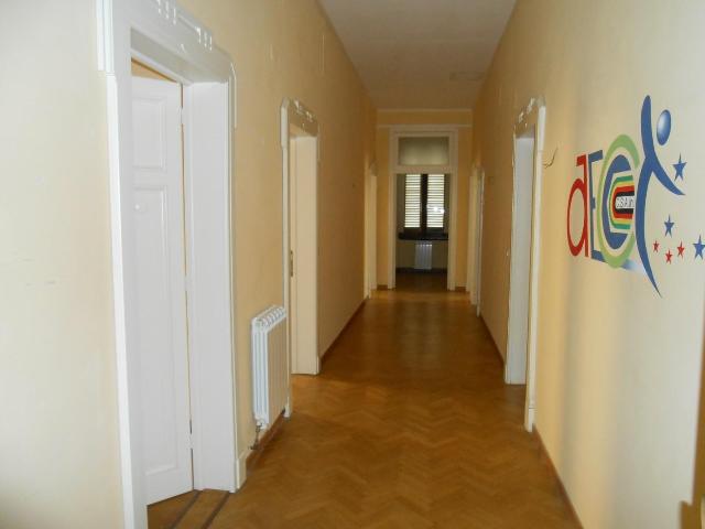 insertion image