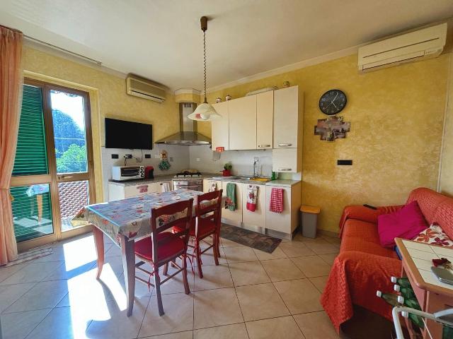 4-room flat, Buti - Photo 1