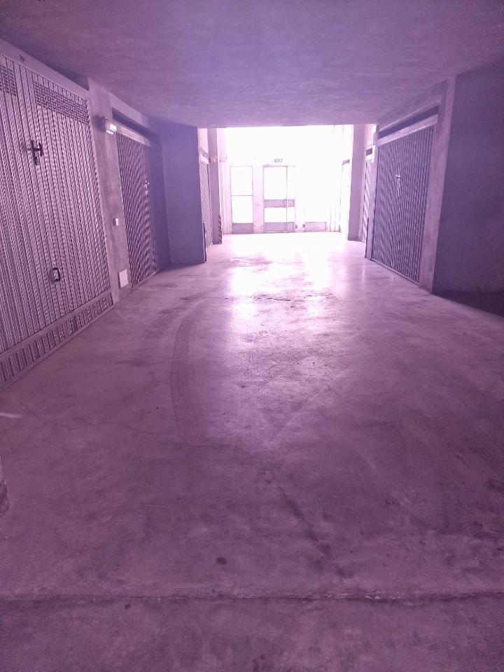 Parcheggio chiuso in , Imperia, {3} - Foto 2