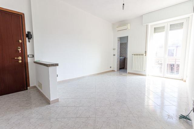 3-room flat in Via Nidasio, Motta Visconti - Photo 1