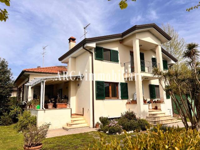 Terraced house, Pietrasanta - Photo 1