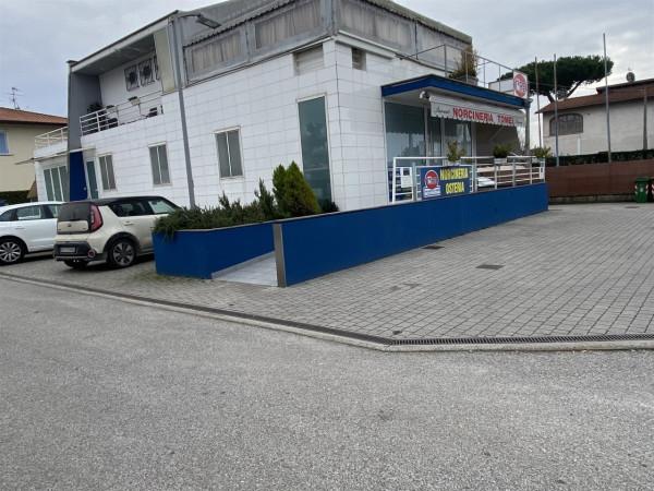 Negozio in , Camaiore, {3} - Foto 2